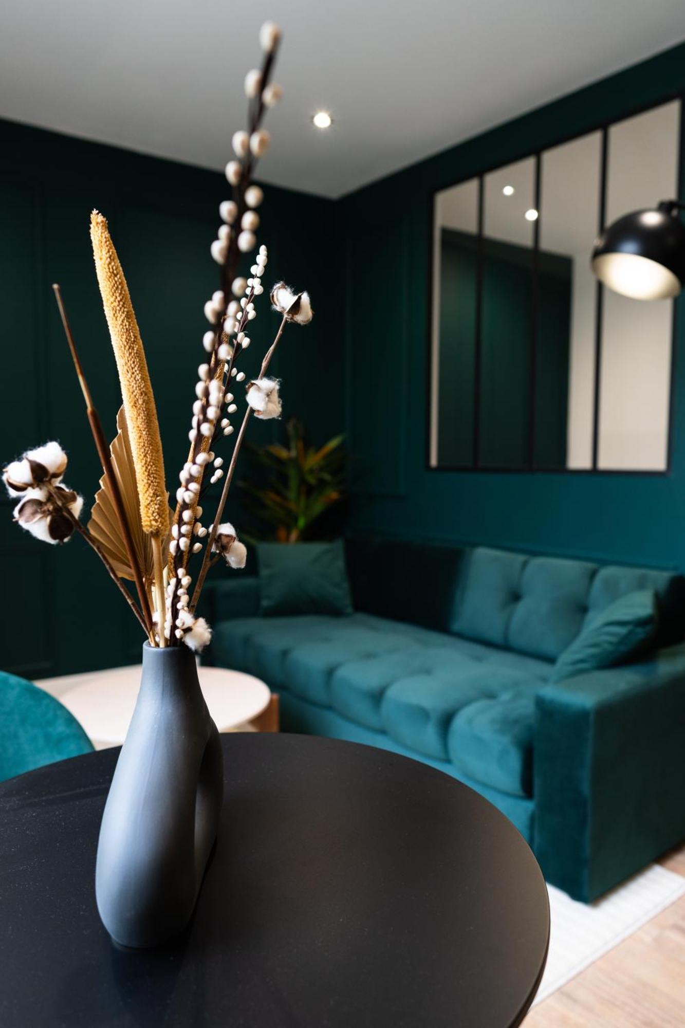 Apartment Elegant Au Coeur De - A Pied ! *